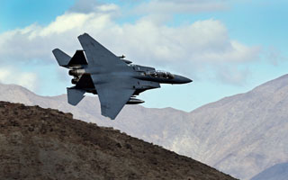 Cómo la CIA ayudó a localizar al segundo tripulante del avión de combate estadounidense derribado en Irán