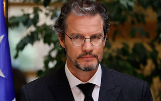 "Doctor File" dispara tras ser sacado de bancada del PDG: Exige a Parisi aclarar uso de fondos del Servel y apunta a Jiles