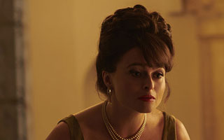 Quiebre en pleno rodaje de "The White Lotus": Helena Bonham Carter abandona su papel por diferencias sobre el guion
