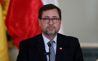 Canciller visita India: Busca "abrir nuevos mercados, atraer inversión y avanzar en una relación económica"