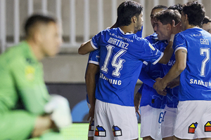 La UC derriba al escolta Limache en accidentado choque y mete presión en la parte alta del Torneo Nacional... Mira los goles