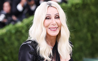 Cher llega a los 80 años con algunos problemas familiares, pero todavía como ícono de la cultura pop