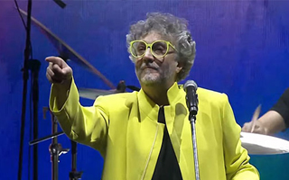 Polémico show de Fito Páez: Interpretó completo su álbum Novela y público se molestó por falta de hits