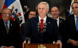 Ejemplificando con Italia: Las definiciones de Kast en Uruguay sobre el Compromiso de Santiago