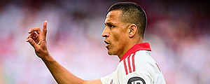Tras dejar oficialmente el Sevilla, las opciones que se reabren para el futuro de Alexis: Dónde podría ir
