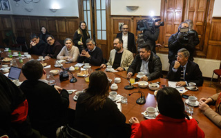 Las otras voces que han planteado la falta de liderazgo en el Socialismo Democrático y la repuesta del sector