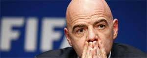 En España responden fuerte e incluso levantan suspicacias tras furioso comunicado de Infantino por las "críticas" en el Mundial