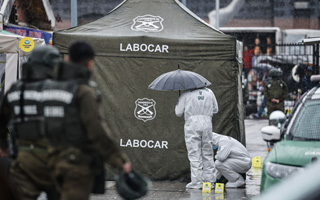 Muerto es uno de los ladrones y hay dos guardias heridos: Cómo fue balacera en robo de camión de valores