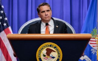 Exabogado de Trump: El Senado de EE.UU. confirma a Todd Blanche como fiscal general
