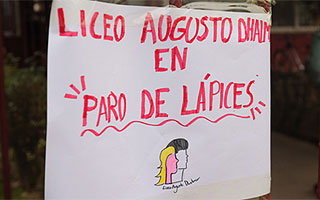 Augusto D'Halmar en "paro de lápices": Por qué el mejor liceo municipal del país y emblema de era Kast está sin clases