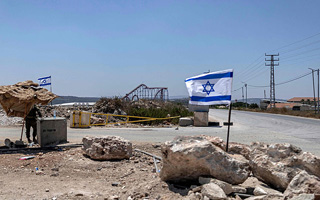 Embajador de EE.UU. en Israel denuncia asedio de colonos a familias palestinas en Cisjordania
