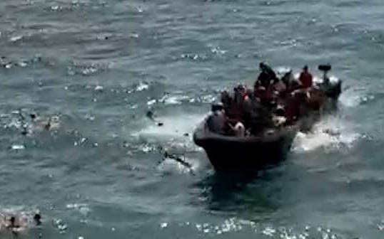 Así funcionan las mafias que trasladan inmigrantes en Ceuta: Cobran cerca de 9.000 euros por llevarlos en lancha
