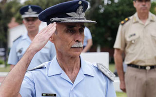 Gustavo Valverde, el jefe de la Fuerza Aérea de Argentina que alude a Magallanes como su "soberanía"