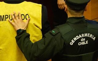 Primer delito a los 13: El extenso prontuario con 72 detenciones de "El Diablo", aprehendido por robo en Valparaíso