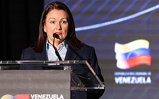 Venezuela dice que flexibilización "no es suficiente" y pide a EE.UU. el cese total de sanciones
