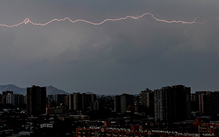 Hasta probables tormentas eléctricas: Meteorología actualiza el pronóstico para este domingo en la RM