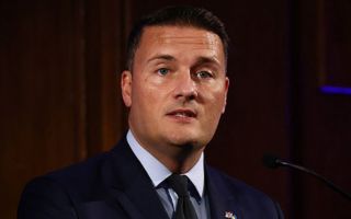 Secretario de Defensa británico afirma que Reino Unido tiene la "capacidad" militar de "defender" las Malvinas