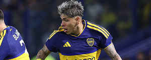 "Hay que mimarlo":  El nuevo aire de Carlos Palacios en Boca y las loas que suma en Argentina