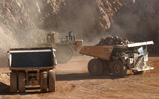 Desplome productivo, huelgas, muertes y Codelco: Los cuatro frentes abiertos de la minería chilena