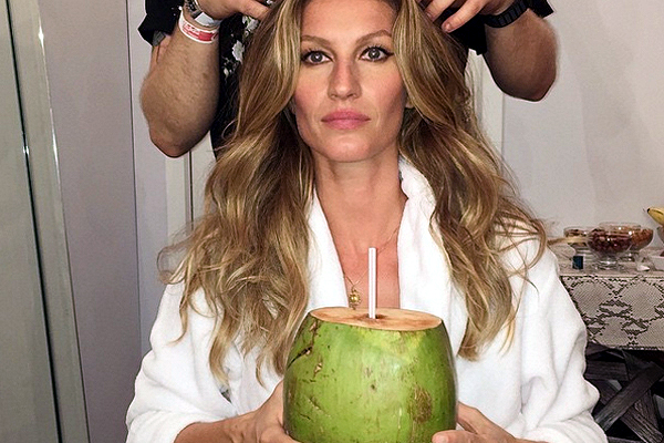 Chef de Gisele Bündchen revela qué comen diariamente la modelo y su marido