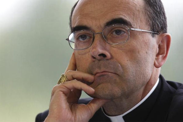 La Policía interroga al cardenal francés investigado por casos de pederastia