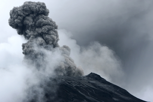 Ecuador: Aumenta la actividad sísmica del volcán Tungurahua