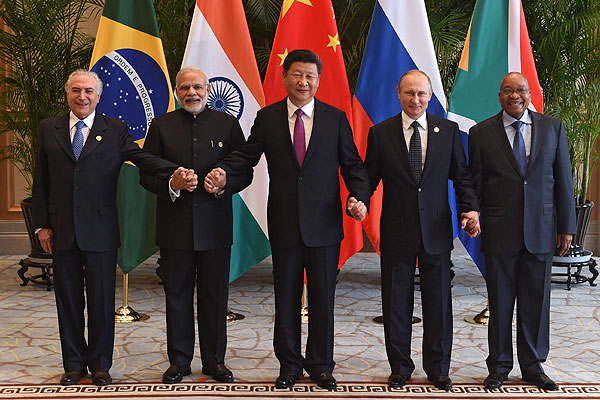 India recibe a sus socios del Brics, un grupo golpeado por los problemas económicos