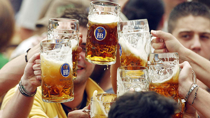 ¿Piensas ir al Oktoberfest? Te damos 7 datos clave sobre el consumo de cerveza y la salud