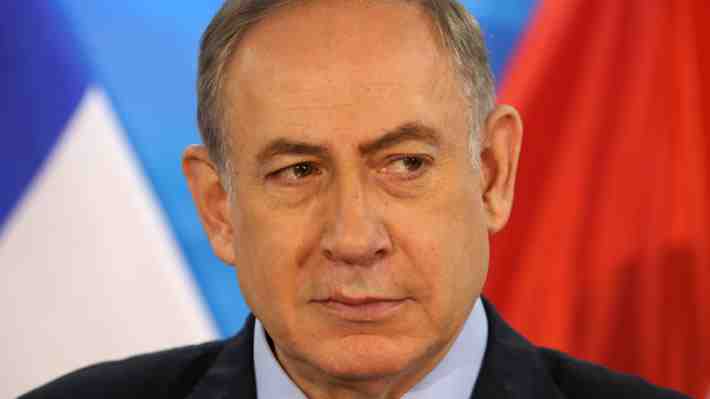 Policía interroga por tercera vez a Primer Ministro Israelí por denuncias de corrupción