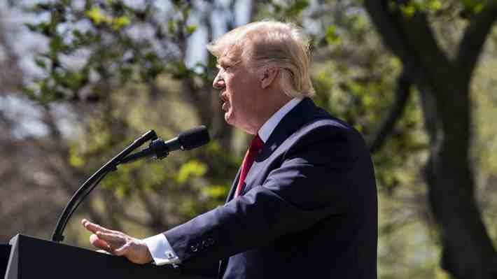 Los premios Pulitzer reconocen la cobertura sobre Trump en las elecciones de EE.UU.