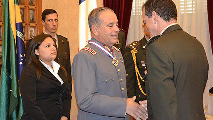 Comandante en jefe del Ejército participa en reunión en Uruguay sobre seguridad en fronteras