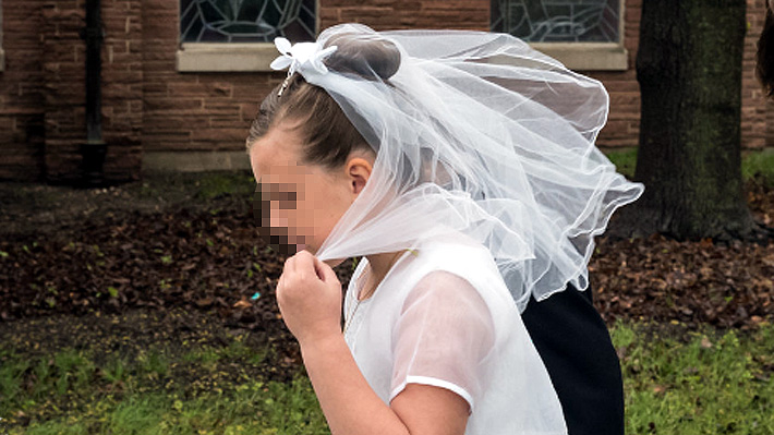 Mujer entrega crudo relato: Fue obligada a casarse a los 11 años con el hombre que la violó
