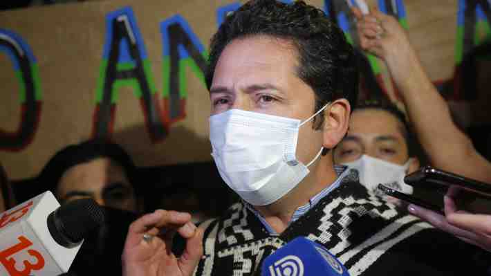 Caso Ancalao: Oficio del Servel a la fiscalía detalla que en un día se registraron 9 mil firmas ante notario fallecido