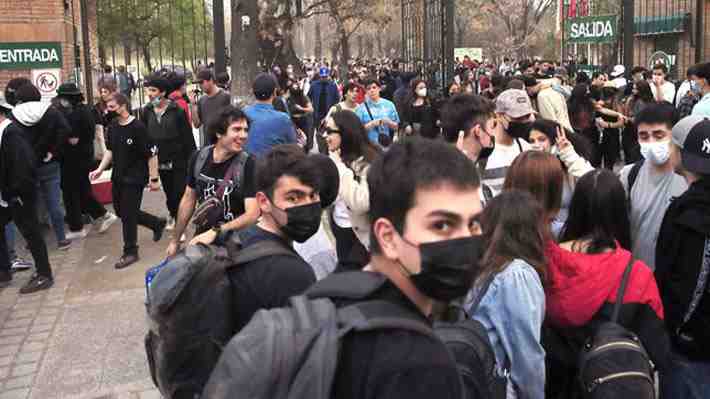 Alcalde de La Reina y caso positivo en evento del Parque Padre Hurtado: "Reafirma postura de rechazar actos irresponsables"