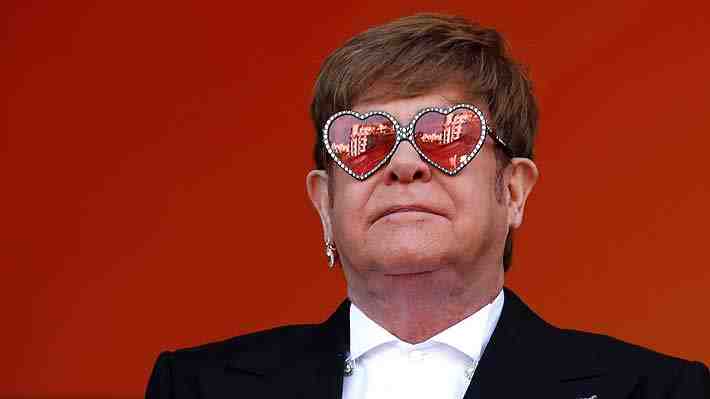 Elton John pospone por motivos de salud los conciertos de su gira europea previstos para 2021