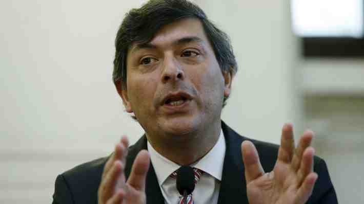 Candidatos presidenciales cuestionan a Parisi y Partido de la Gente respalda al abanderado: "No hay deuda alimenticia"