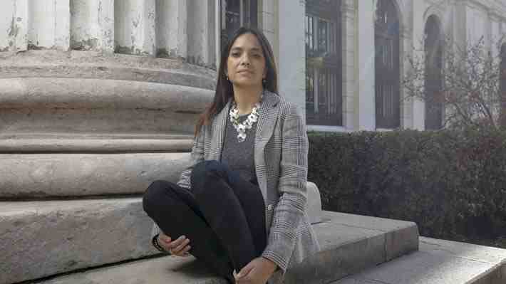 Convencional Tiare Aguilera fue detenida tras denuncia por presunto caso de violencia intrafamiliar en Ñuñoa