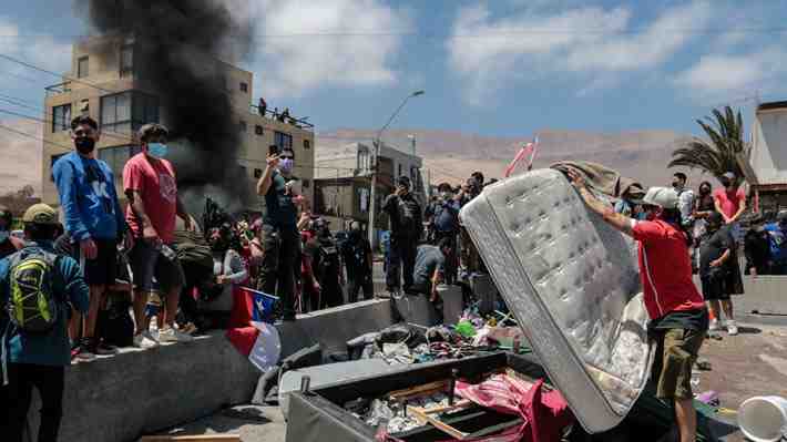 Alcalde de Iquique tras incidentes en marcha anti migrantes: "Comparto el descontento, no las medidas de violencia"
