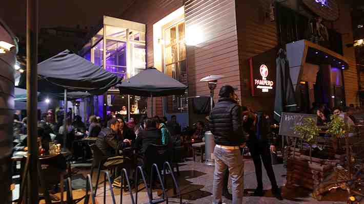 Gremios gastronómico, de eventos y turismo celebran fin del toque de queda y estiman mayor reactivación económica