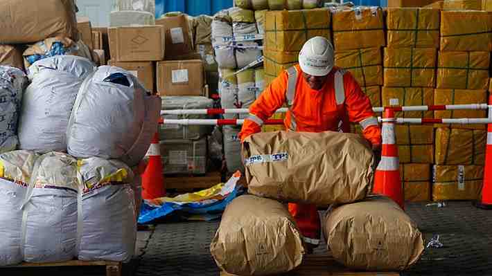 Solo Ñuble mantiene tasa de desempleo de dos dígitos: ¿Cuál es la situación regional del mercado laboral?