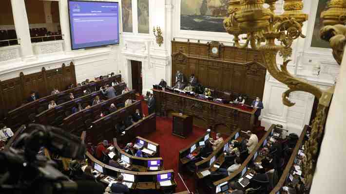 Avance de reglamento de Ética en la Convención: Definición de negacionismo, reglas de comité externo e infracciones