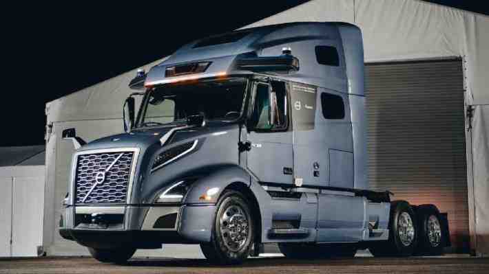 Volvo presenta un camión autónomo desarrollado para las carreteras de EE.UU.