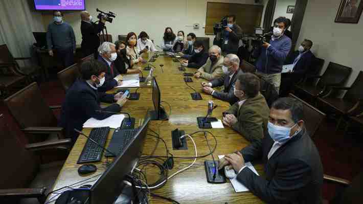 Oposición anuncia que ingresará mañana acusación constitucional contra el Presidente Piñera por caso Dominga