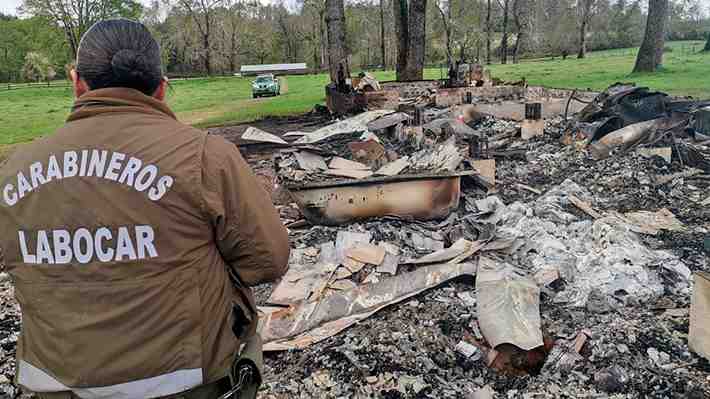 Se registran nuevos ataques incendiarios en La Araucanía: Quemaron dos casas y robaron un tractor