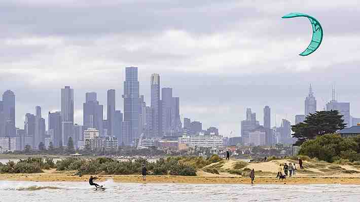 Australia anuncia que Melbourne saldrá de cuarentena total después de dos meses