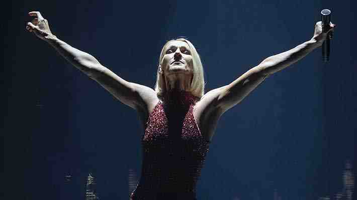 Celine Dion aplazó espectáculo en Las Vegas debido a espasmos musculares que le impiden actuar