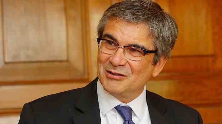Gobierno sorprende y ratifica a Mario Marcel como presidente del Banco Central por un nuevo periodo