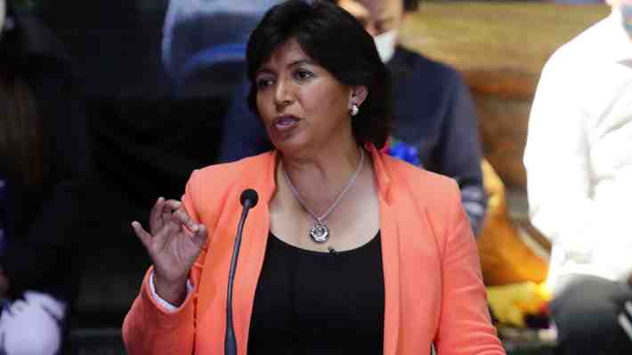 Provoste lamenta postura de Goic ante el cuarto retiro y asegura que "en la DC no somos todos lo mismo"