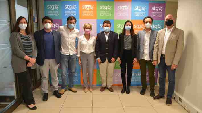 Orrego se reúne con alcaldes de cuatro comunas para internar reflotar proyecto que rediseña eje Alameda-Providencia