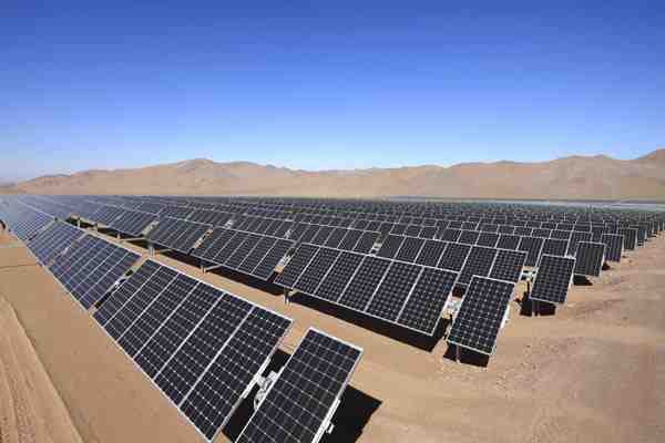 Antípodas: El proyecto que el Gobierno tiene entre manos para exportar energía solar a Asia
